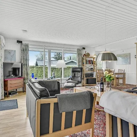 Three-bedroom In Σπίτι διακοπών